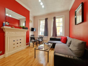Cozy Flat, 5 minute walk to Oxford Circus